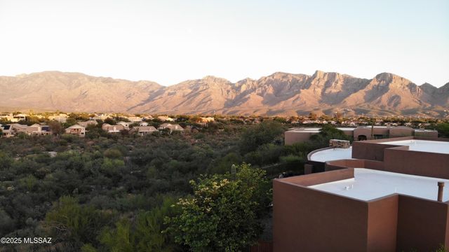 532 W Silhouette Ridge Place, Oro Valley, AZ 85755