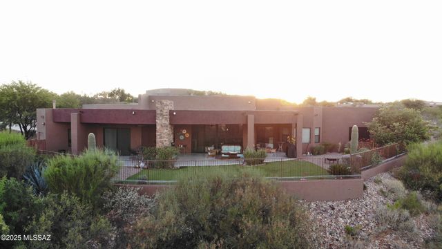 532 W Silhouette Ridge Place, Oro Valley, AZ 85755