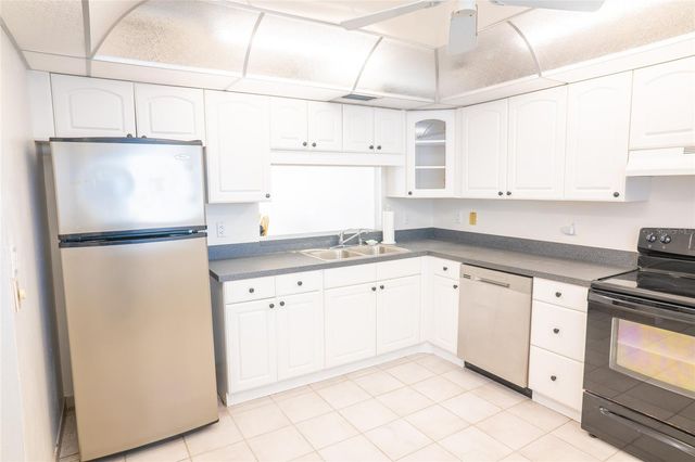 403 GULF WAY 304, St Pete Beach, FL 33706