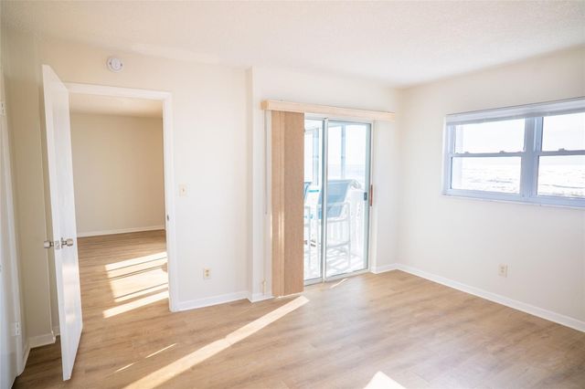 403 GULF WAY 304, St Pete Beach, FL 33706