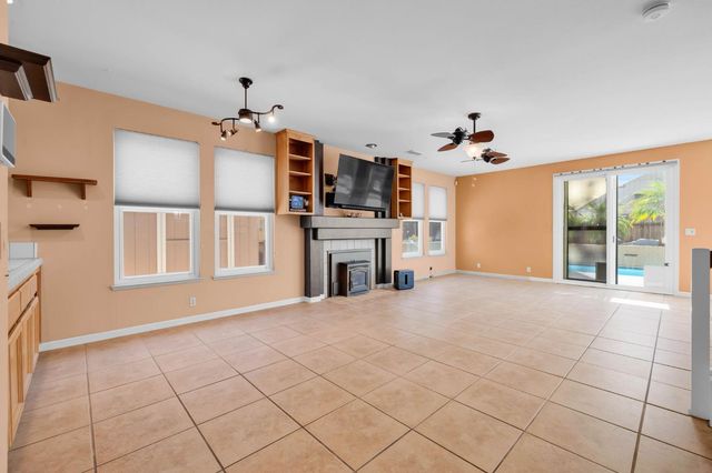 4924 Meadow Pass Way, Antelope, CA 95843