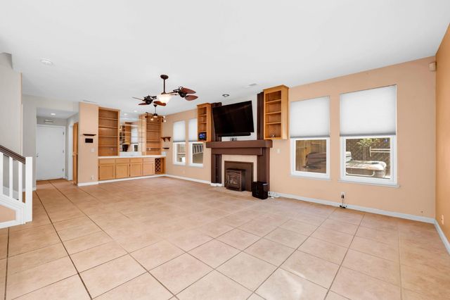 4924 Meadow Pass Way, Antelope, CA 95843