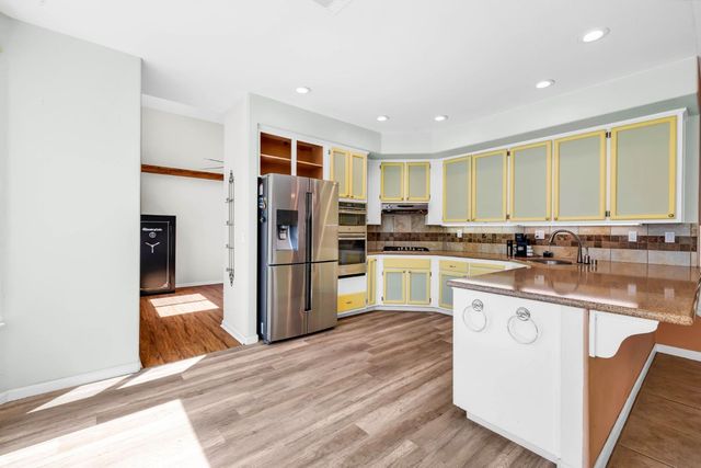 4924 Meadow Pass Way, Antelope, CA 95843