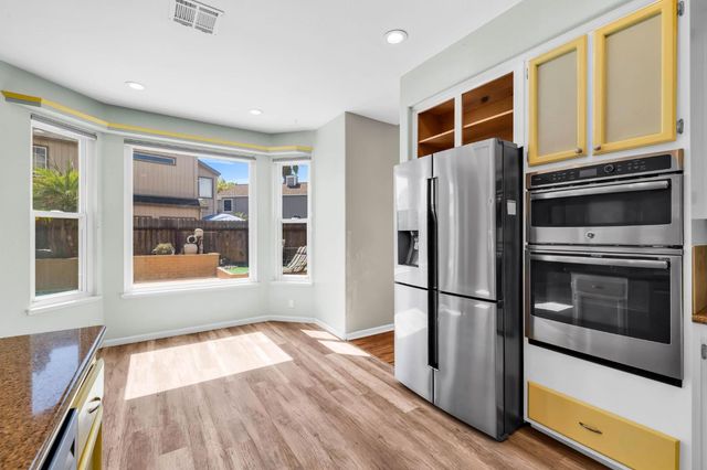 4924 Meadow Pass Way, Antelope, CA 95843