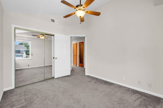 4924 Meadow Pass Way, Antelope, CA 95843