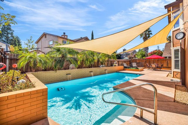 4924 Meadow Pass Way, Antelope, CA 95843