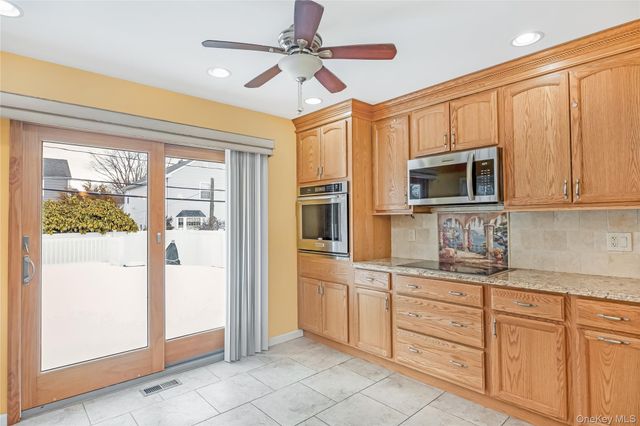 2288 Jefferson Street, East Meadow, NY 11554