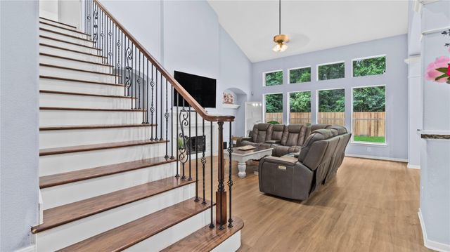 20214 Powerscourt Drive, Humble, TX 77346