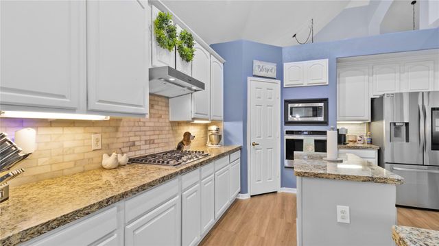 20214 Powerscourt Drive, Humble, TX 77346