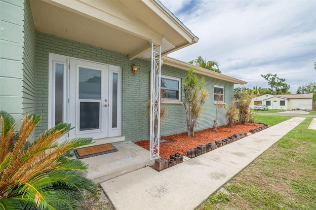 5610 19TH AVENUE S, Gulfport, FL 33707