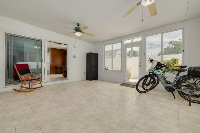 5610 19TH AVENUE S, Gulfport, FL 33707