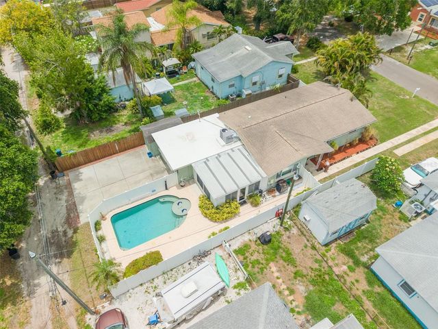 5610 19TH AVENUE S, Gulfport, FL 33707