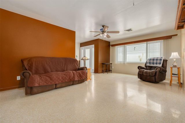 5610 19TH AVENUE S, Gulfport, FL 33707