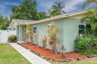 5610 19TH AVENUE S, Gulfport, FL 33707
