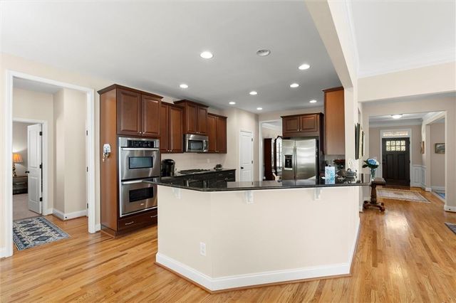 122 Rocky Creek Trail, Woodstock, GA 30188