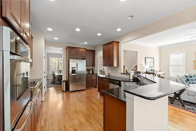 122 Rocky Creek Trail, Woodstock, GA 30188