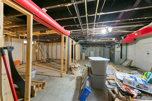 7117 W Florissant Avenue, Jennings, MO 63136