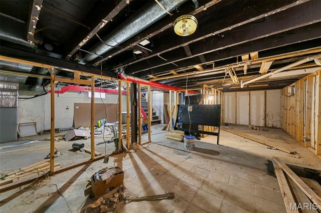 7117 W Florissant Avenue, Jennings, MO 63136