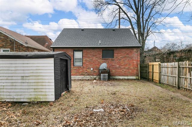 7117 W Florissant Avenue, Jennings, MO 63136