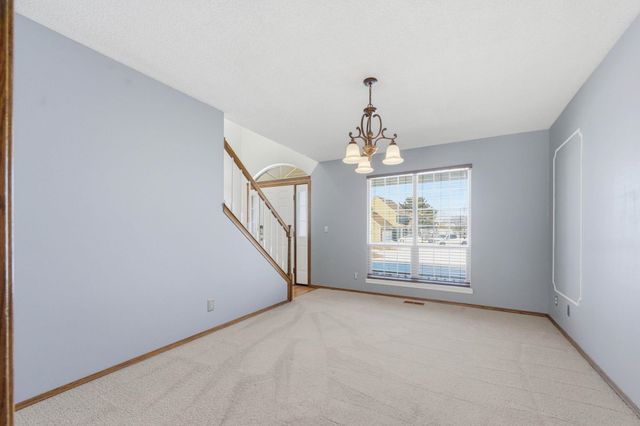 2629 N Beacon Hill Ct, Wichita, KS 67220