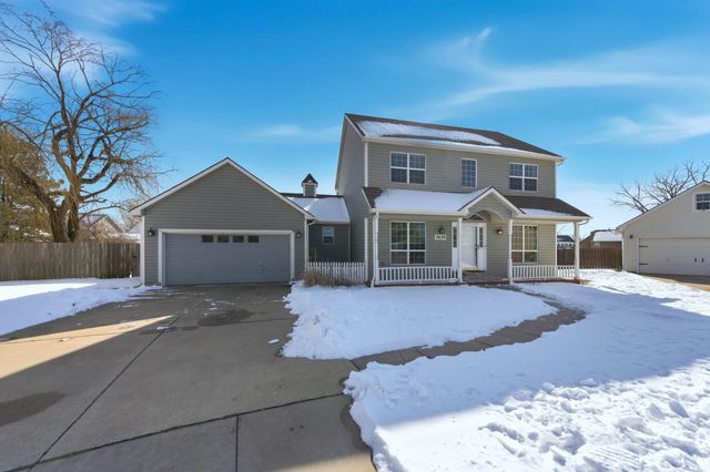 2629 N Beacon Hill Ct, Wichita, KS 67220