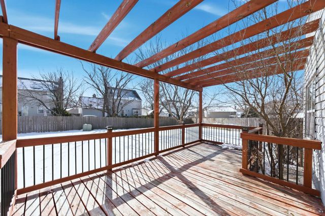 2629 N Beacon Hill Ct, Wichita, KS 67220