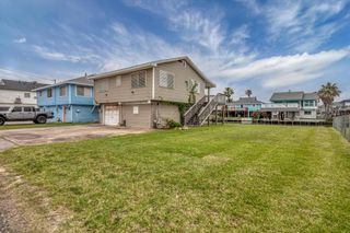 457 Pompano Street, Bayou Vista, TX 77563