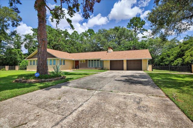 1206 Sarasota Drive, Tallahassee, FL 32301