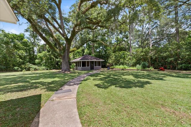 1206 Sarasota Drive, Tallahassee, FL 32301