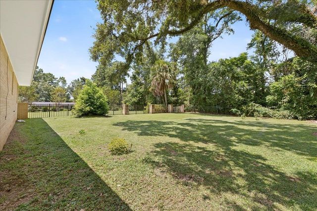 1206 Sarasota Drive, Tallahassee, FL 32301