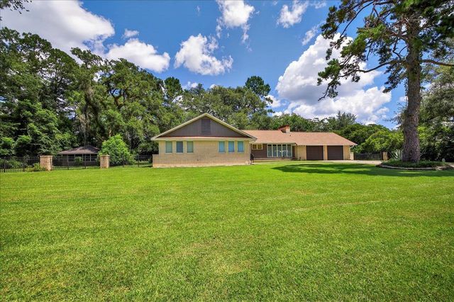 1206 Sarasota Drive, Tallahassee, FL 32301