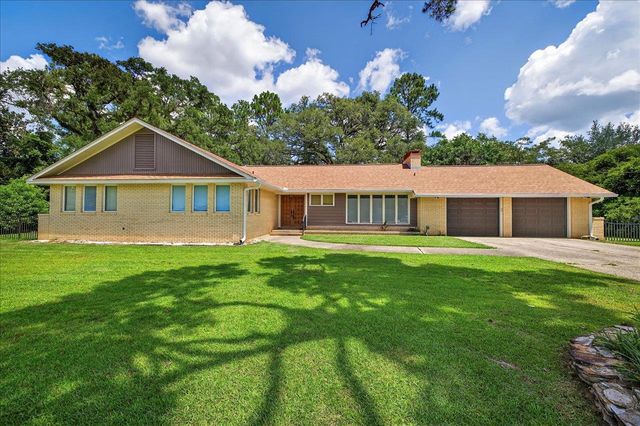 1206 Sarasota Drive, Tallahassee, FL 32301