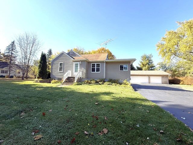 8424 Park Street, Burlington, WI 53105