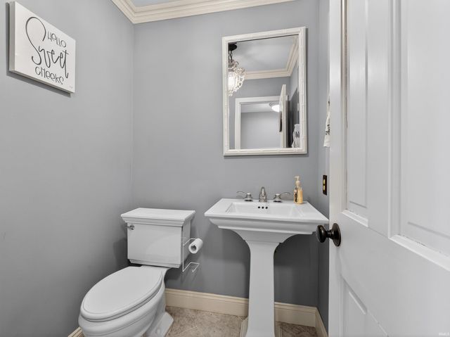 10528 Foxtrot Court, Fort Wayne, IN 46814