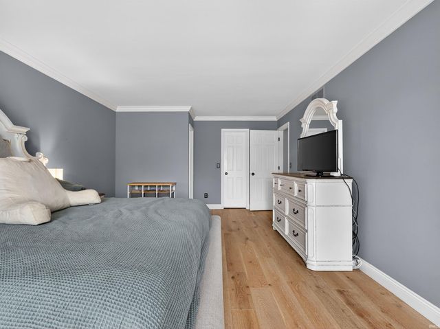 10528 Foxtrot Court, Fort Wayne, IN 46814