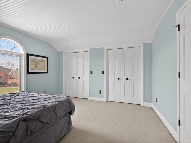 10528 Foxtrot Court, Fort Wayne, IN 46814