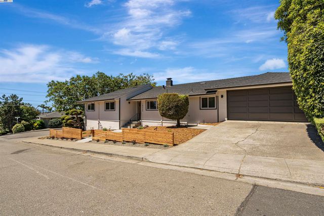 18945 Thornbury Ave, Castro Valley, CA 94546