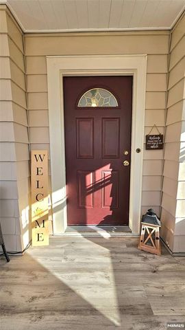 421 Lincoln Avenue, Pompton Lakes, NJ 07442
