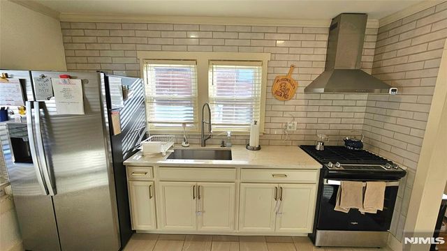 421 Lincoln Avenue, Pompton Lakes, NJ 07442