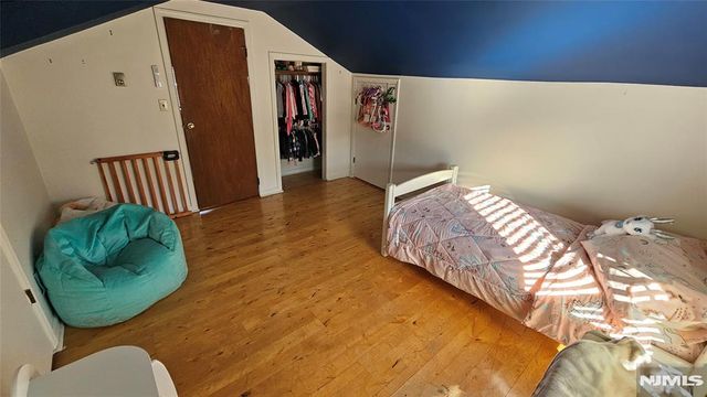 421 Lincoln Avenue, Pompton Lakes, NJ 07442