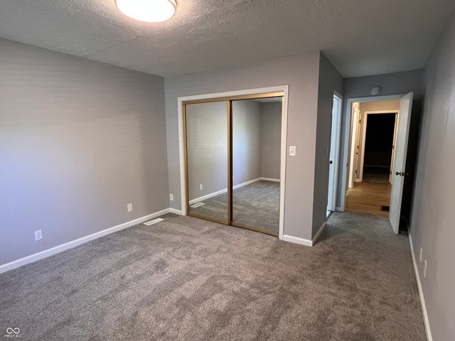 1402 Kessler Boulevard East Drive, Indianapolis, IN 46220