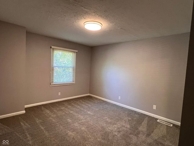 1402 Kessler Boulevard East Drive, Indianapolis, IN 46220