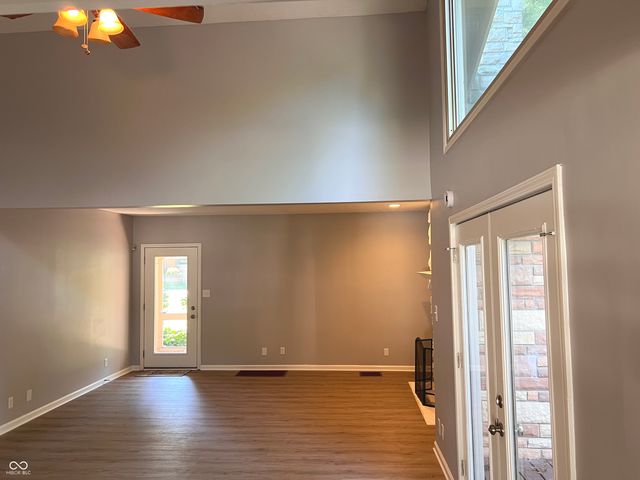 1402 Kessler Boulevard East Drive, Indianapolis, IN 46220