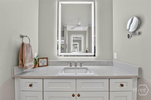 78 Linkside Lake Drive, Richmond Hill, GA 31324