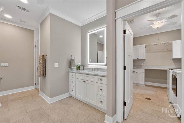 78 Linkside Lake Drive, Richmond Hill, GA 31324