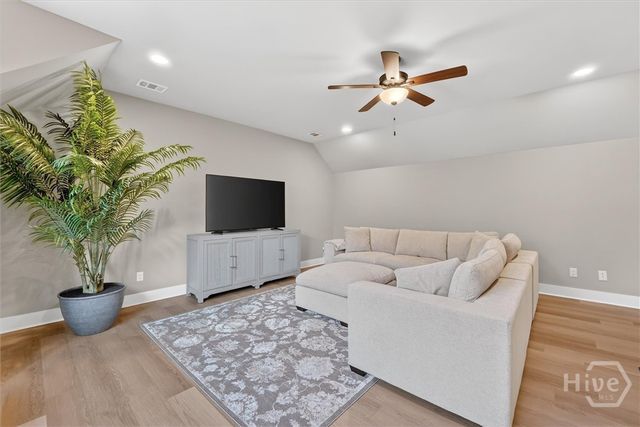 78 Linkside Lake Drive, Richmond Hill, GA 31324