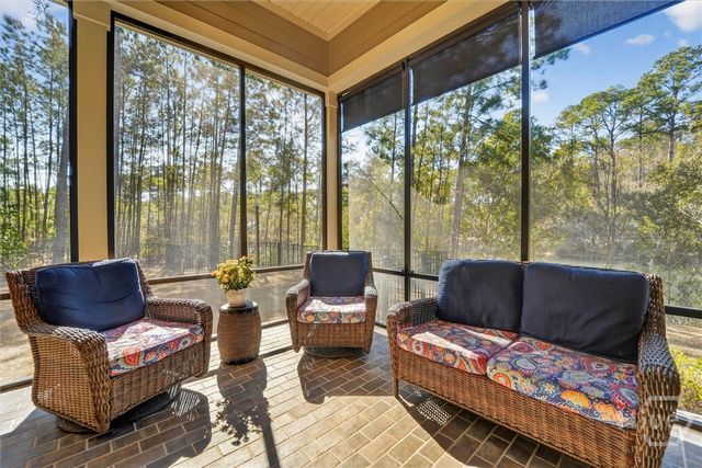 78 Linkside Lake Drive, Richmond Hill, GA 31324