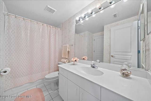 8700 Ridgewood Avenue Ph2a, Cape Canaveral, FL 32920