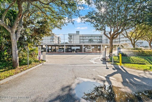 8700 Ridgewood Avenue Ph2a, Cape Canaveral, FL 32920