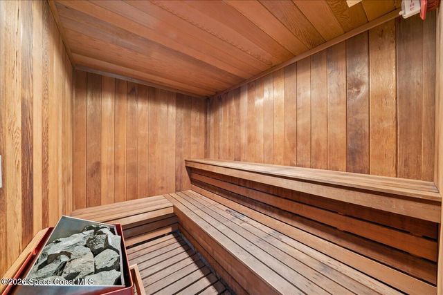 8700 Ridgewood Avenue Ph2a, Cape Canaveral, FL 32920